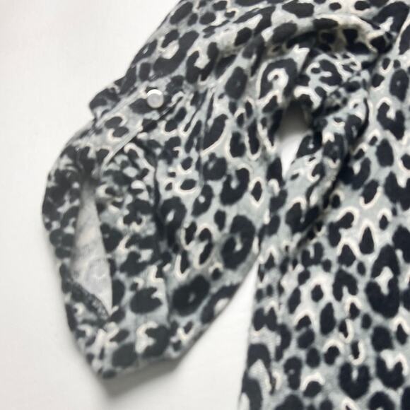 Rebecca Malone Petites Women's Animal Print Bejeweled  Sweater Sz PL - Picture 2 of 10